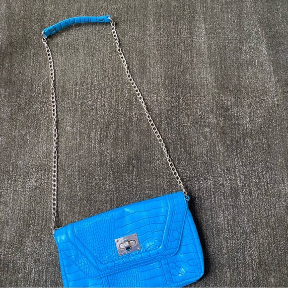 Steve by Steve Madden Blue Crocodile-Embossed Chain Shoulder Bag - Picture 7 of 9